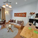 בית נופש The Gardener *