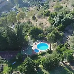 בית נופש The Gardener *